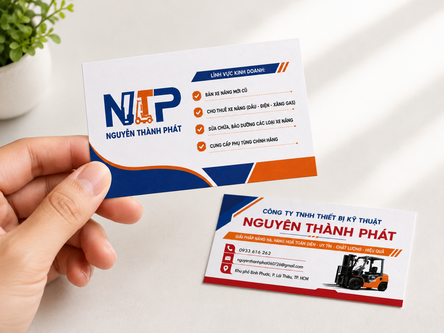 Mẫu card visit cty Xe nâng - in card visit Bình Dương TPHCM Mẫu card visit cty Xe nâng - in card visit Bình Dương TPHCM